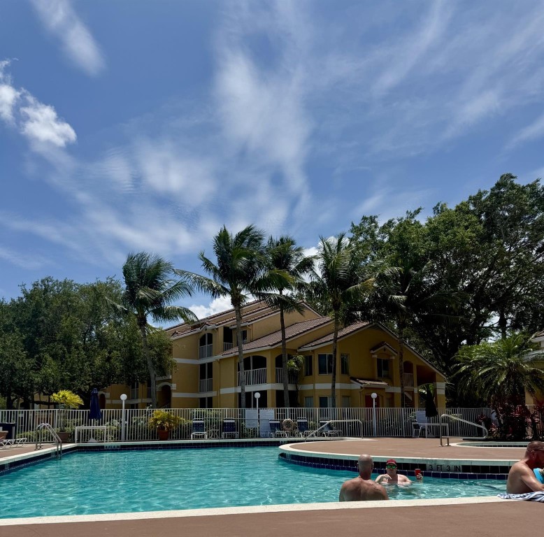 Sailboat Pointe - Residential