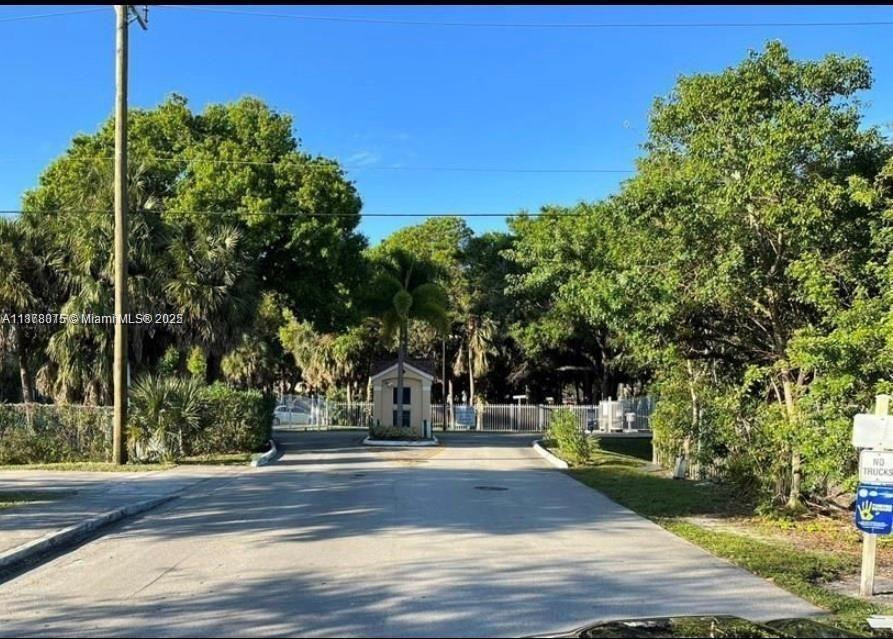 Sailboat Pointe - Residential