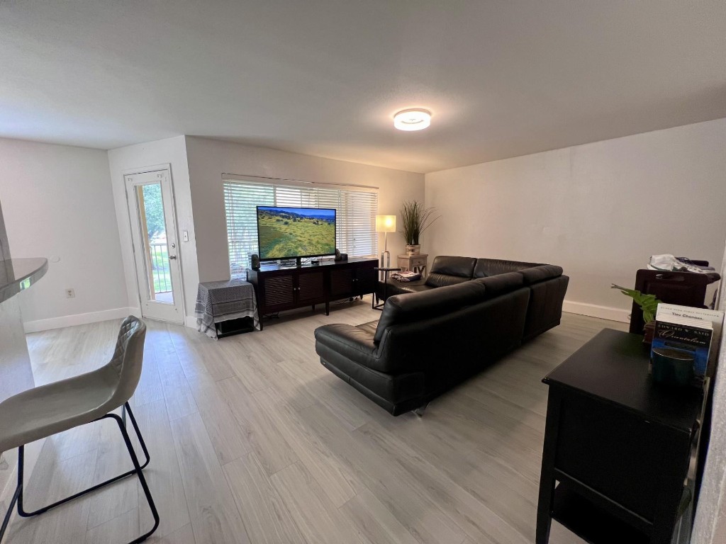 Sailboat Pointe - Residential