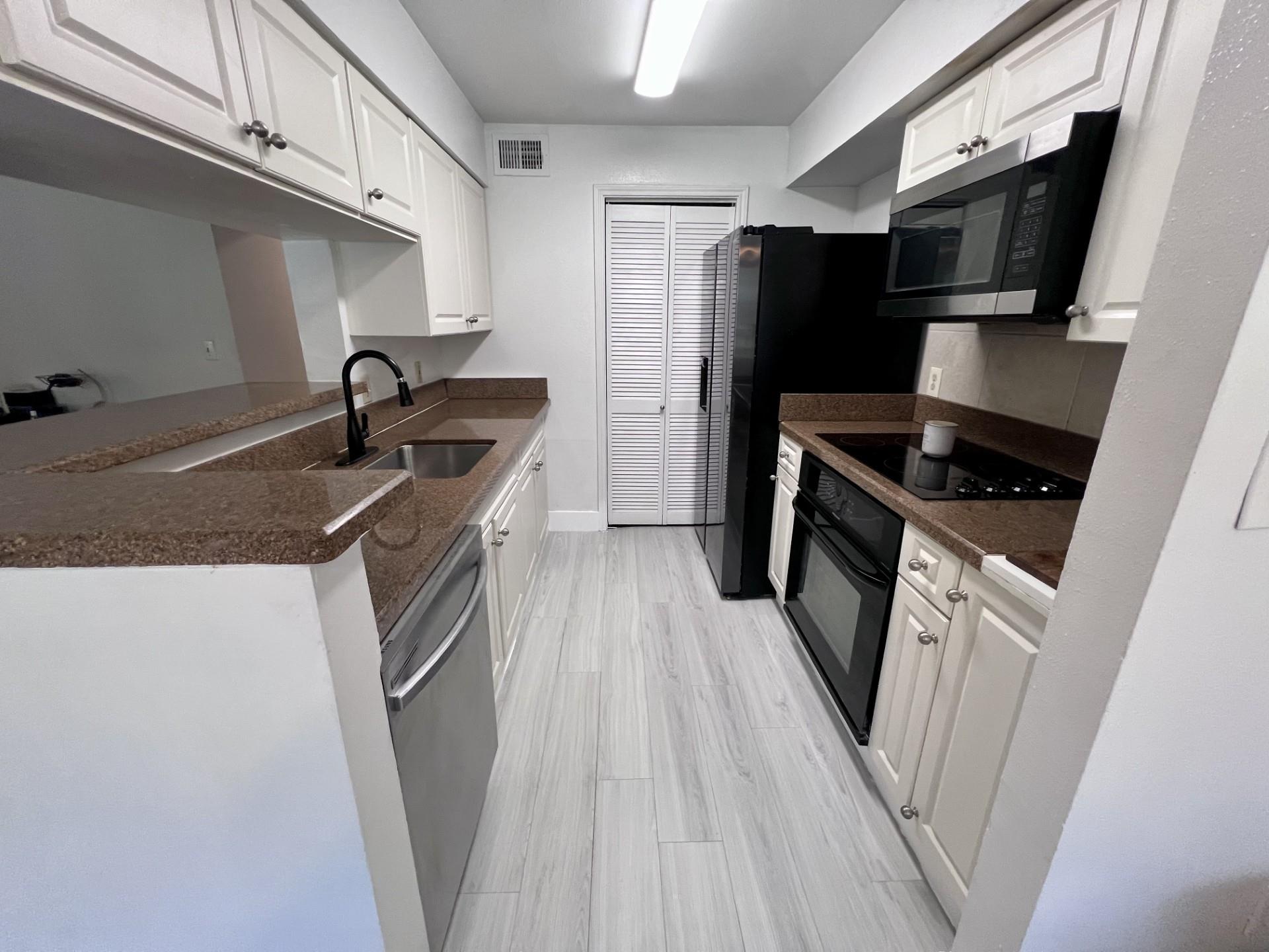 2400 NW 33rd St 1108