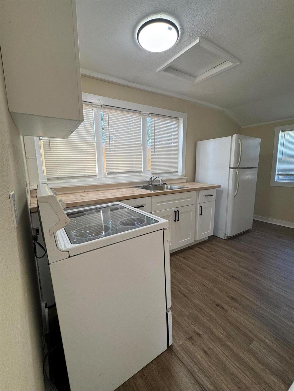 Photo of 1112 S G Street #2, Lake Worth Beach, FL 33460 (MLS # R11103008)