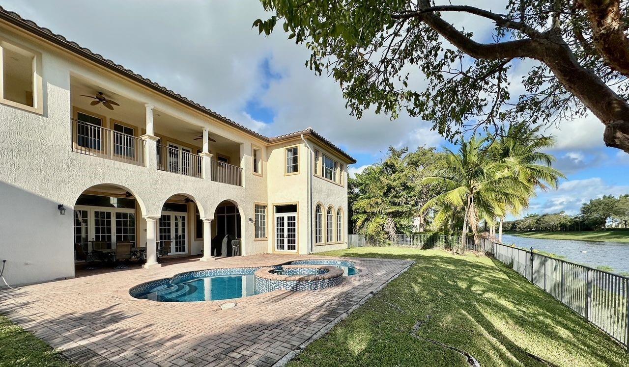 GREENBRIAR - Residential