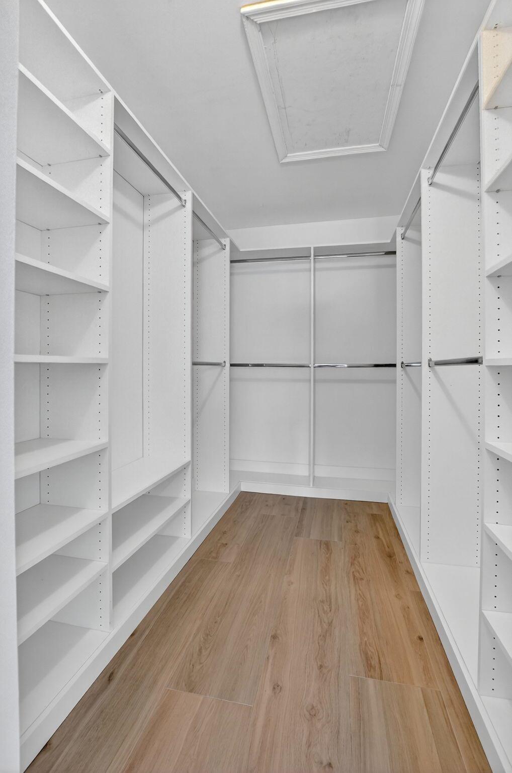 RAINBERRY LAKE PH IV-B - Residential Lease