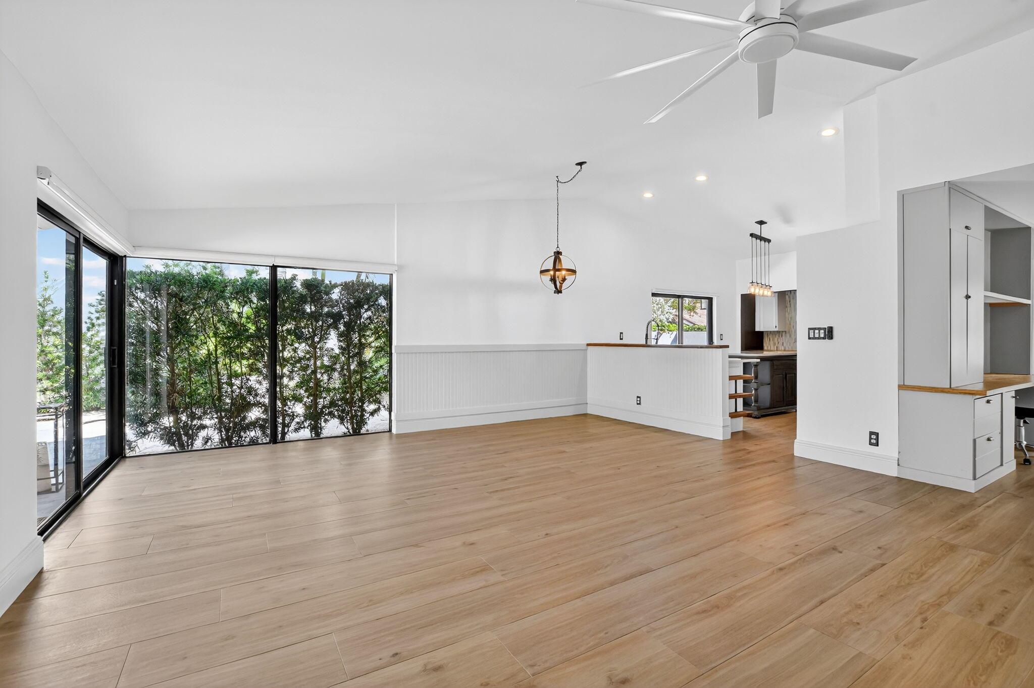 RAINBERRY LAKE PH IV-B - Residential Lease