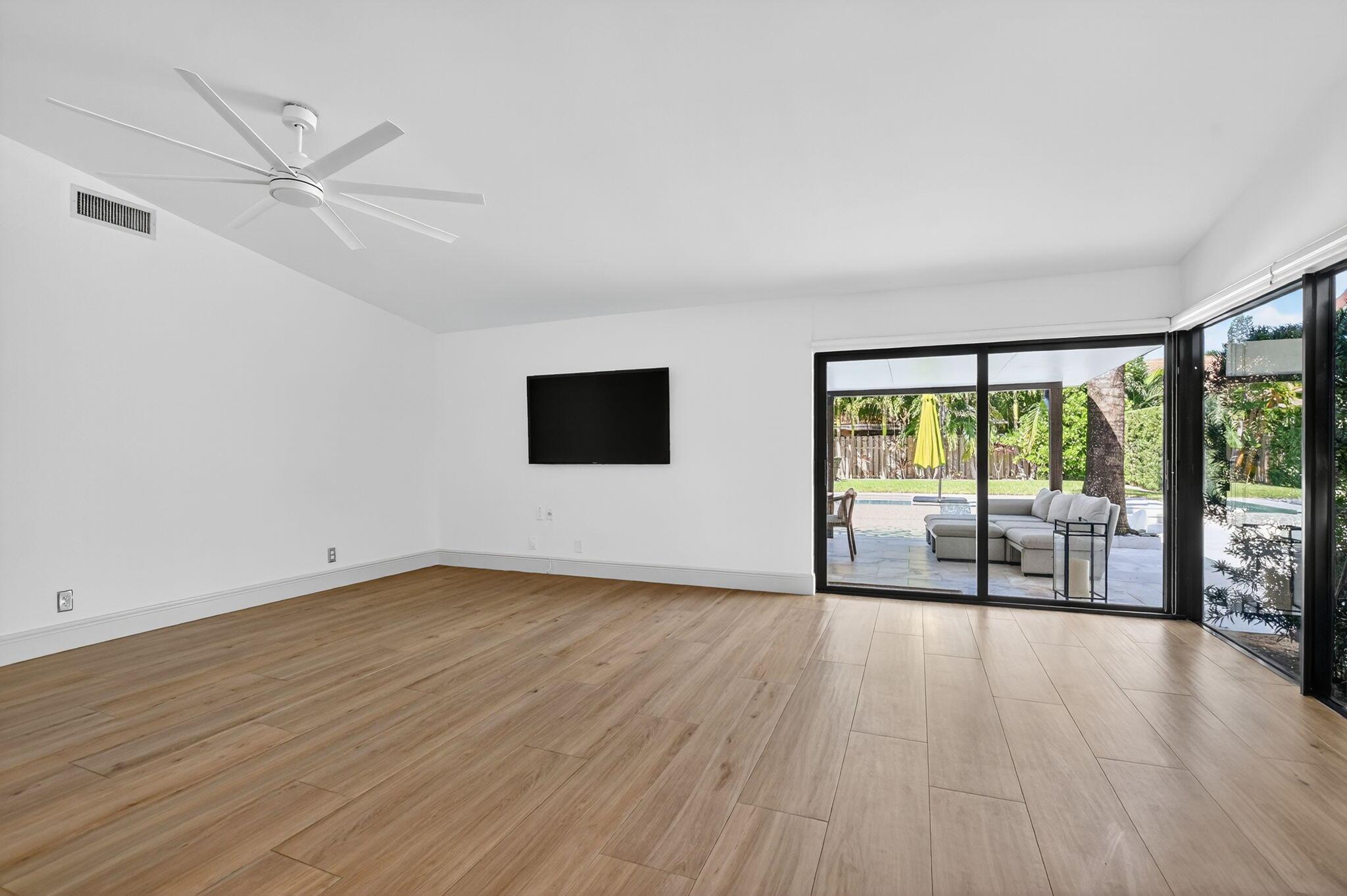 RAINBERRY LAKE PH IV-B - Residential Lease