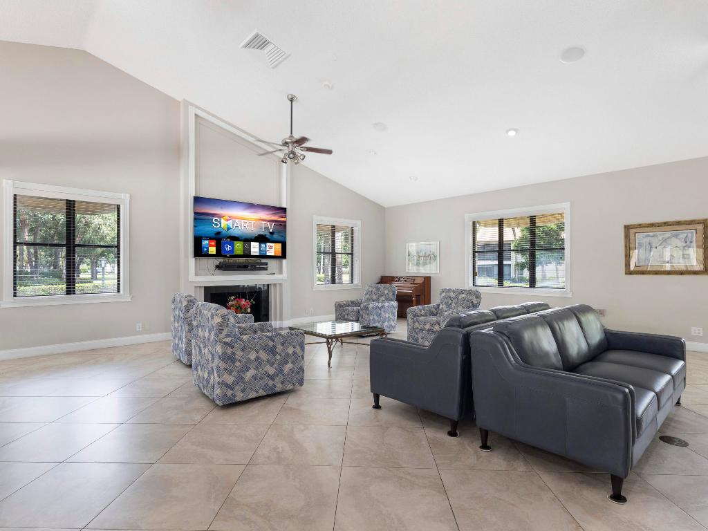 PARK POINTE - Residential