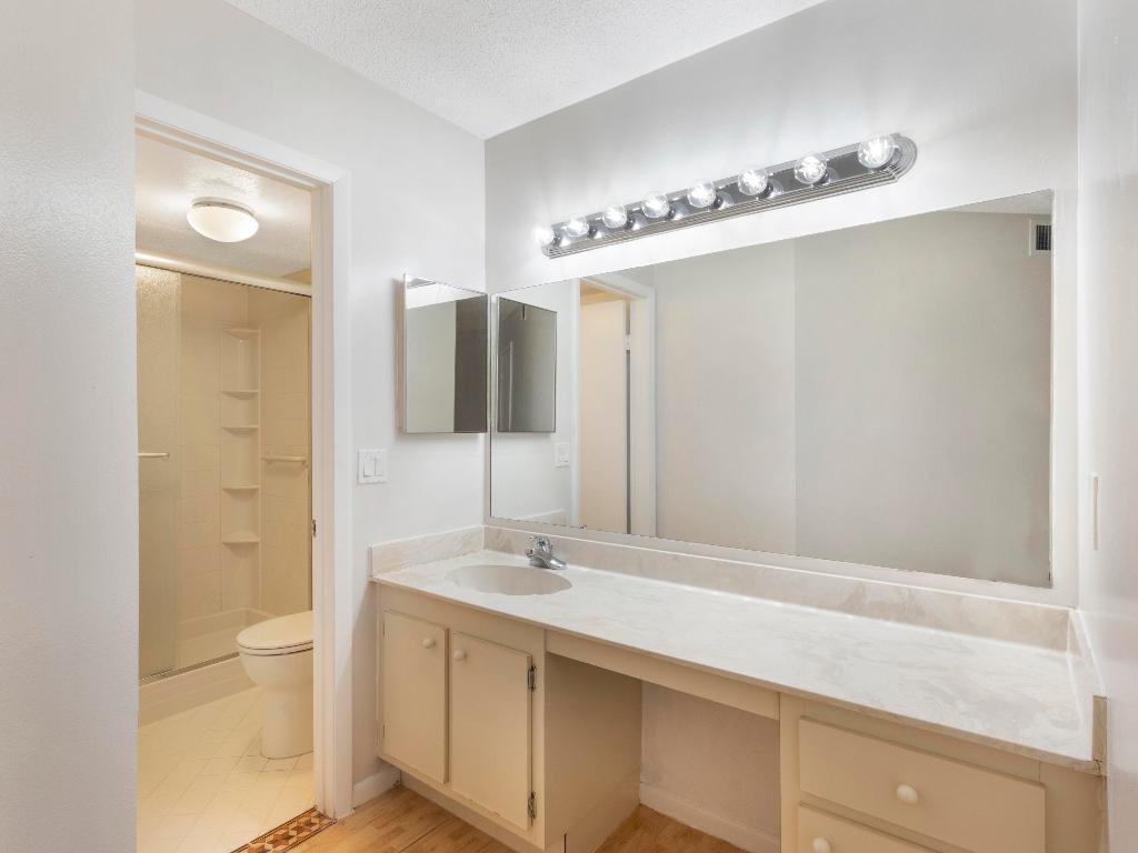 PARK POINTE - Residential