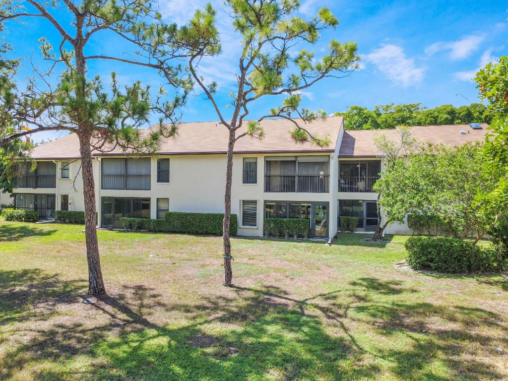 PARK POINTE - Residential