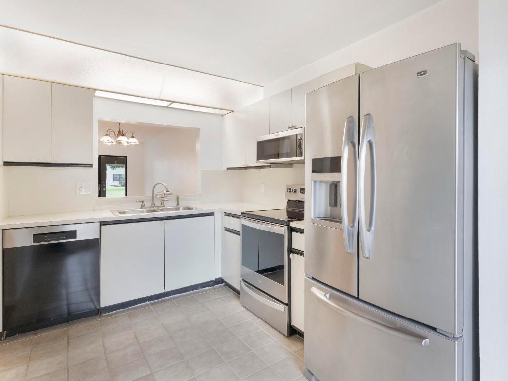 PARK POINTE - Residential