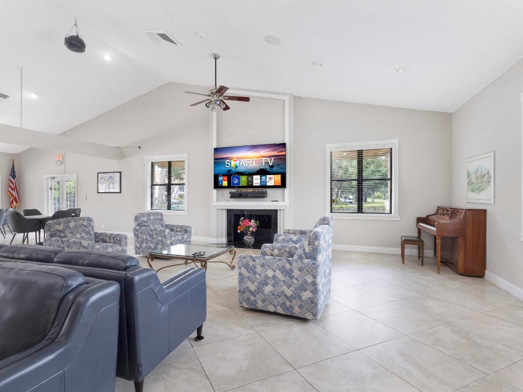 PARK POINTE - Residential