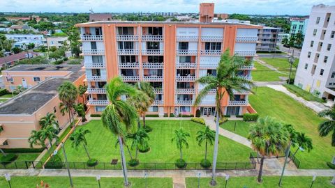 A home in Lake Worth Beach