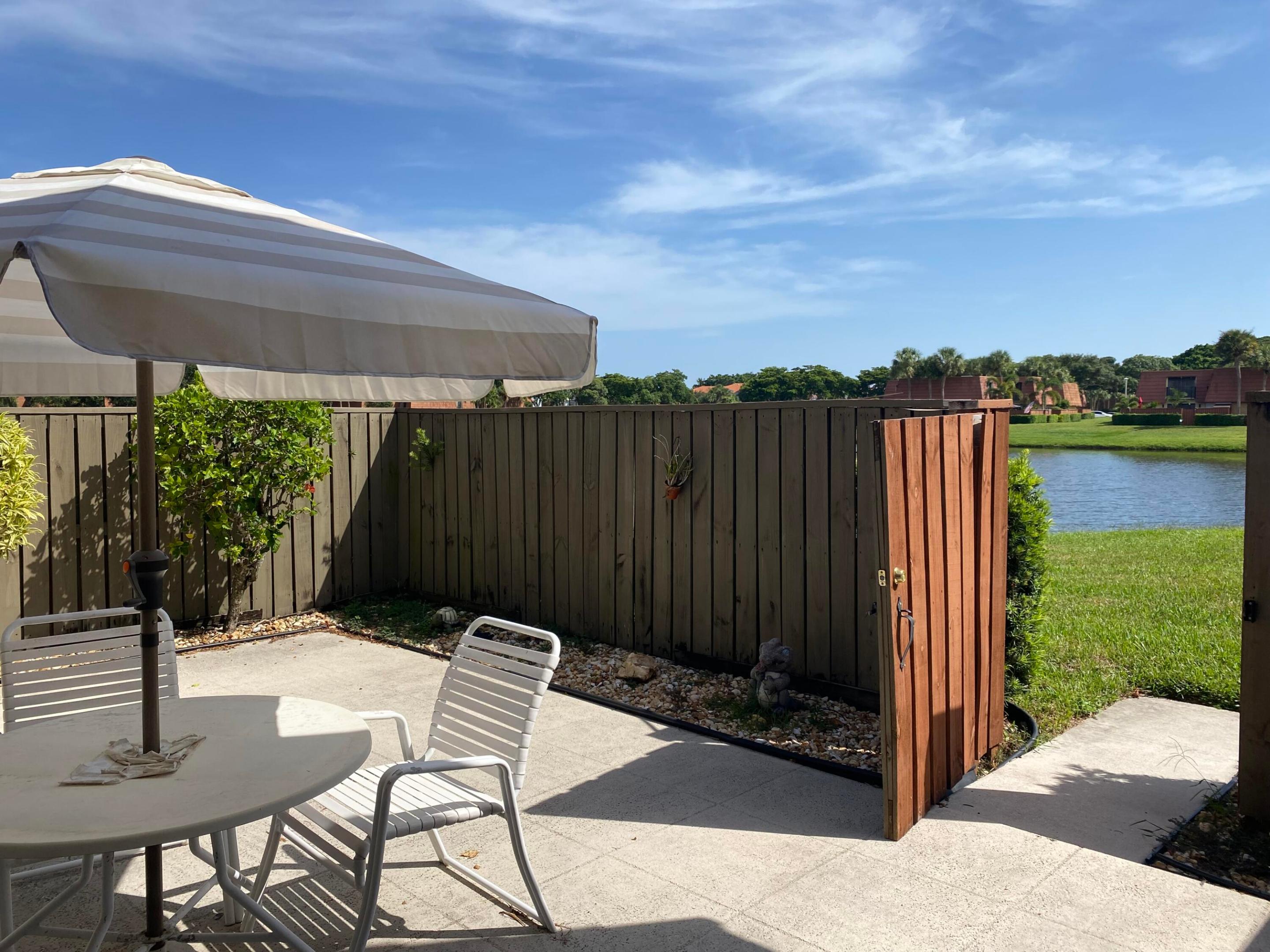 615 Buttonwood Lane C