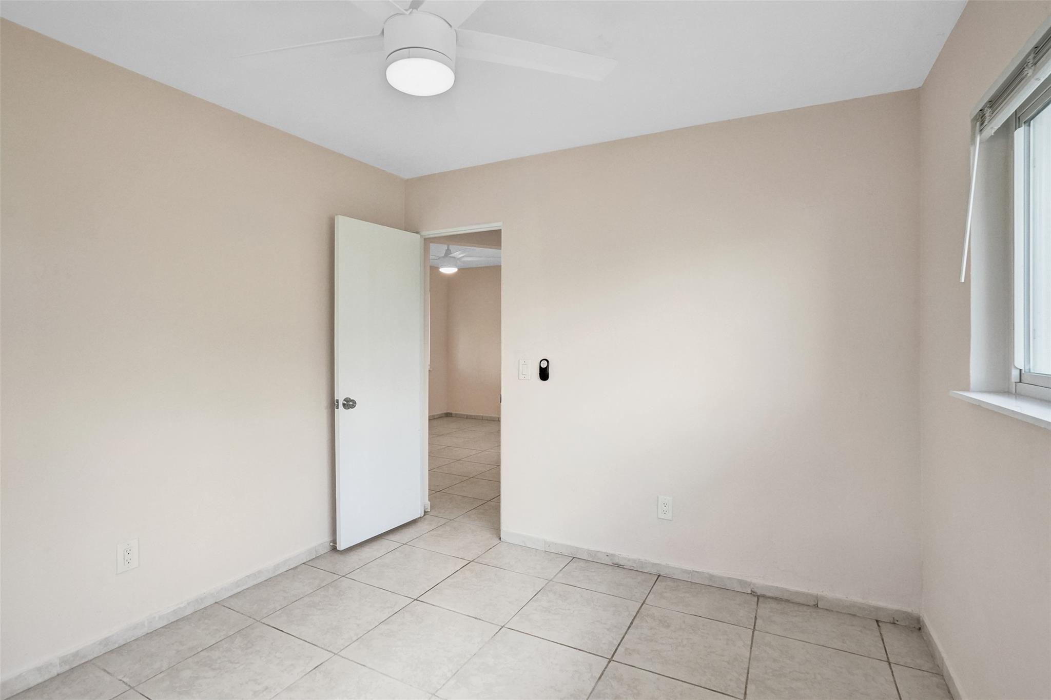 Hollywood Country Estates - Residential