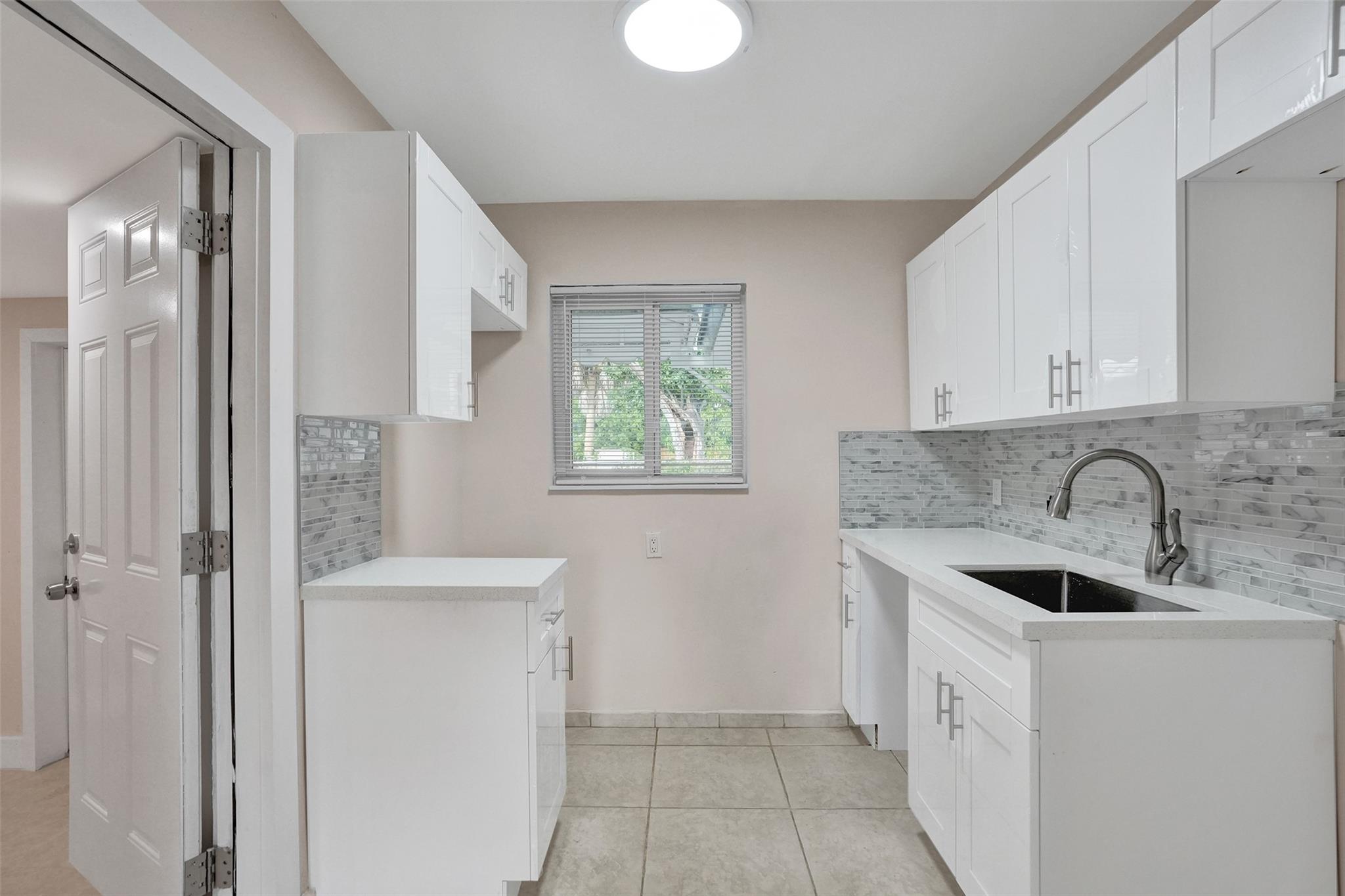 Hollywood Country Estates - Residential