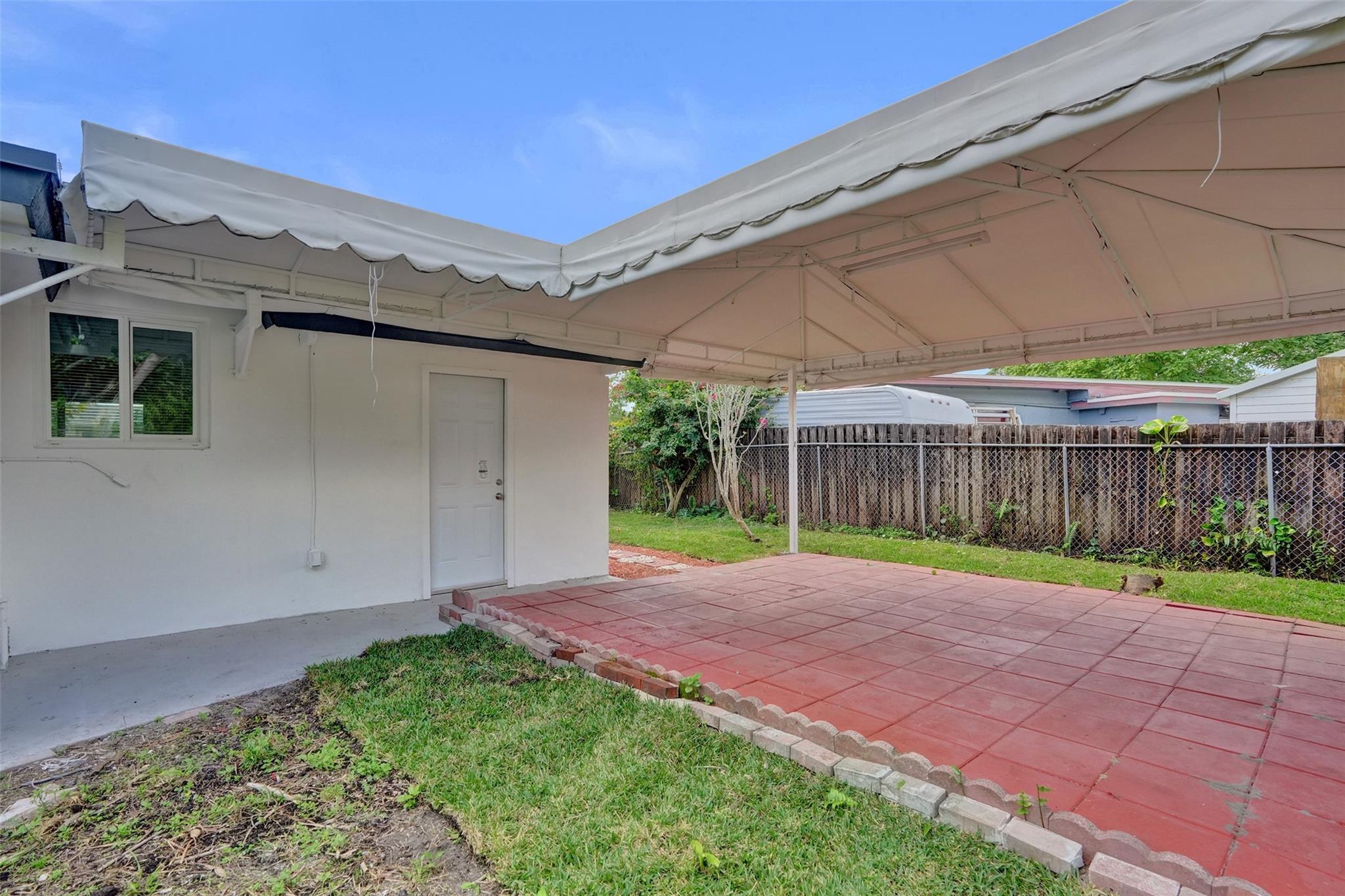 Hollywood Country Estates - Residential