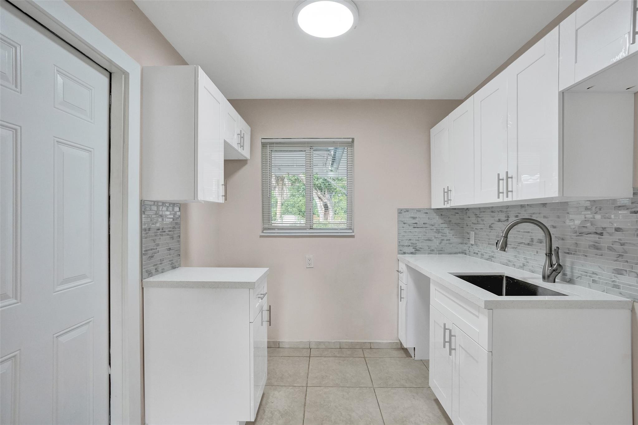 Hollywood Country Estates - Residential