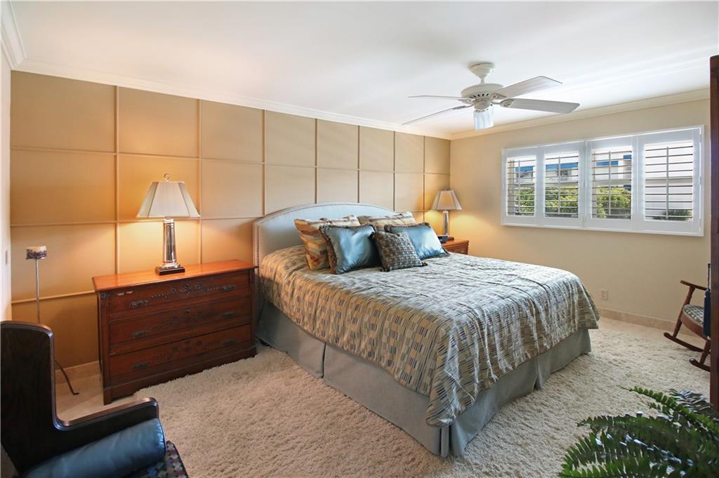 WILSHIRE EAST - Residential