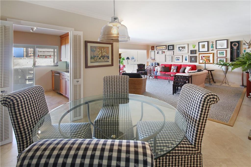 WILSHIRE EAST - Residential