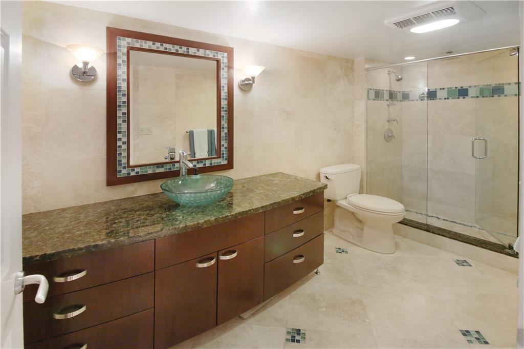 WILSHIRE EAST - Residential