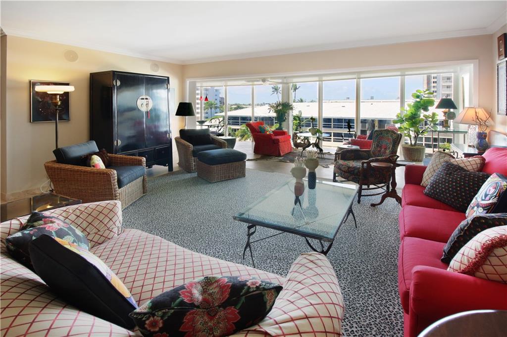 WILSHIRE EAST - Residential