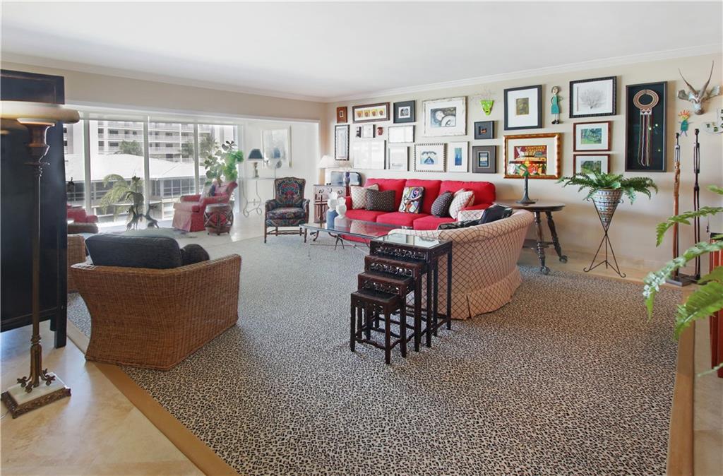 WILSHIRE EAST - Residential