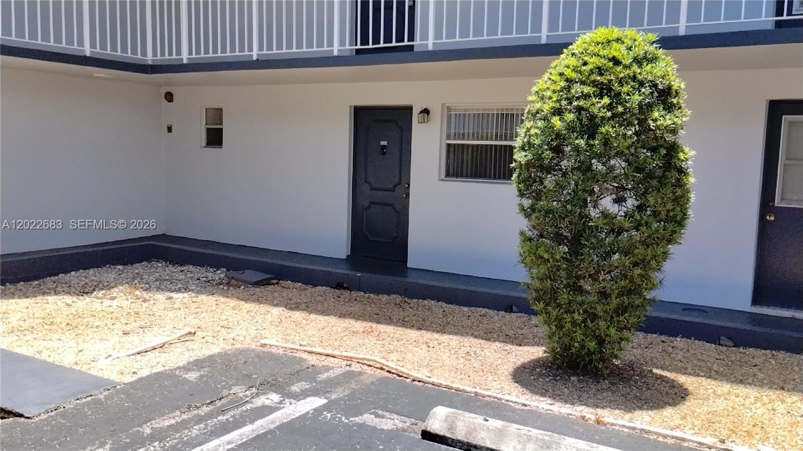 447 NE 195th Street 117, Miami FL 33179
