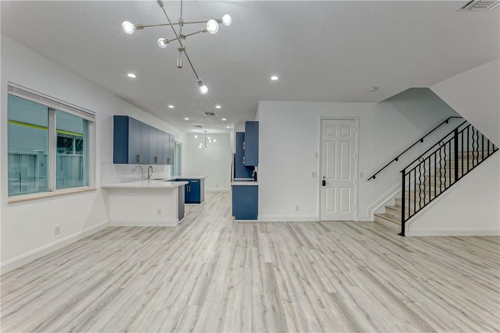 Photo of 500 SW 4th Avenue, Fort Lauderdale, FL 33315 (MLS # F10453653)