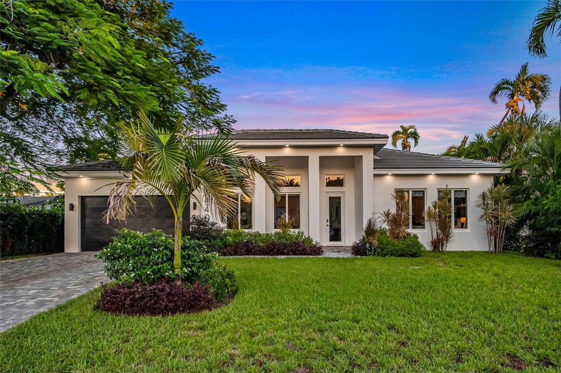 4440 NE 15th Terrace