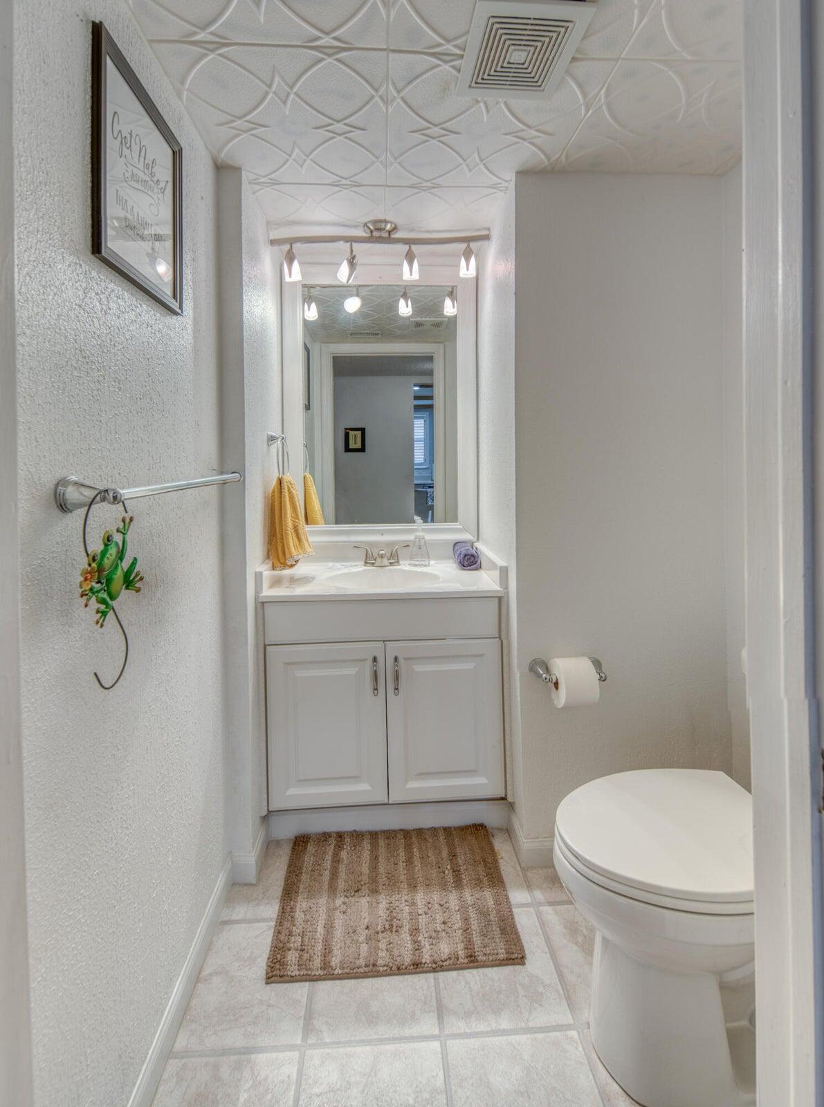 SHORE SIDE CONDO - Residential Lease