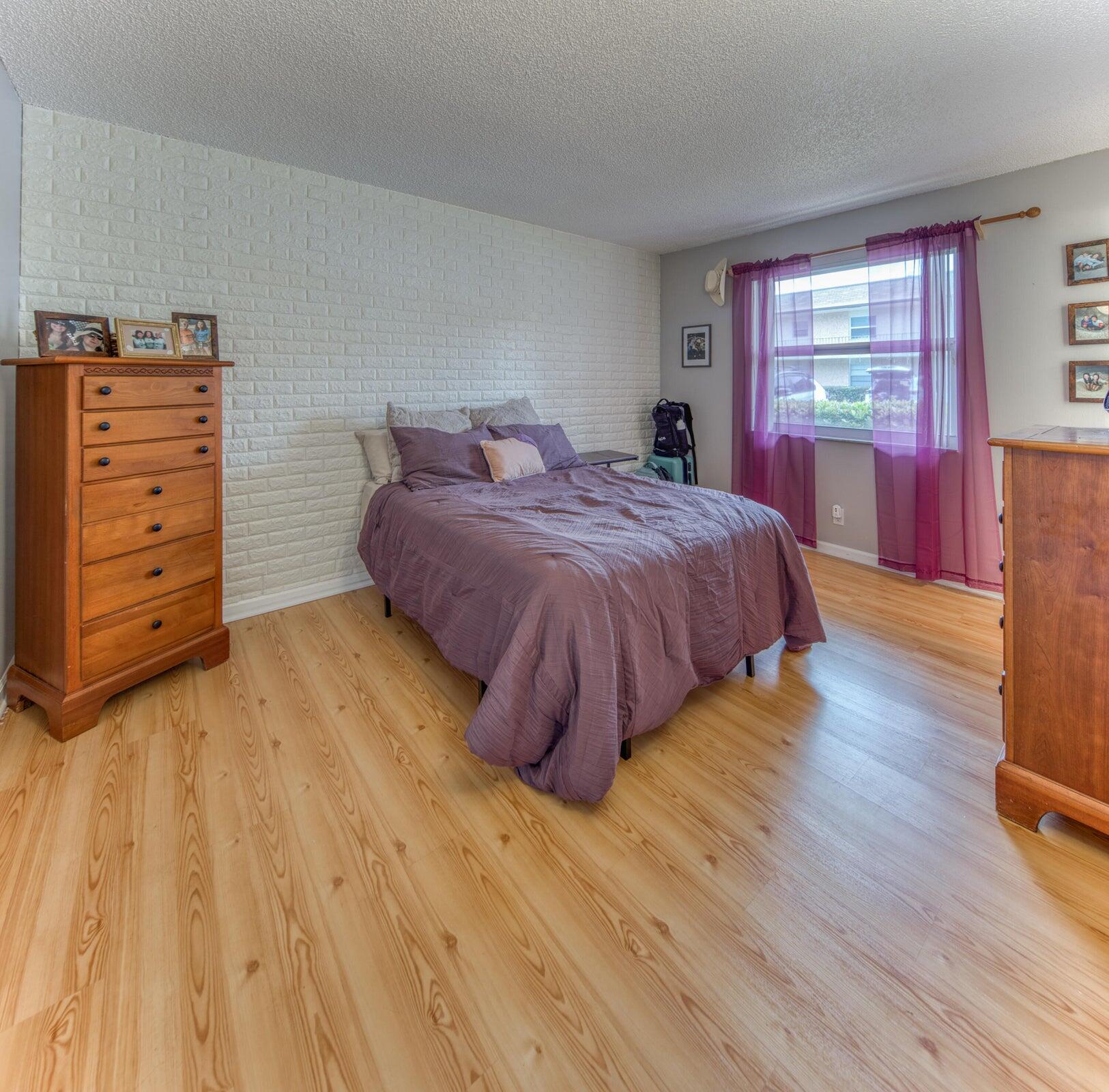 SHORE SIDE CONDO - Residential Lease