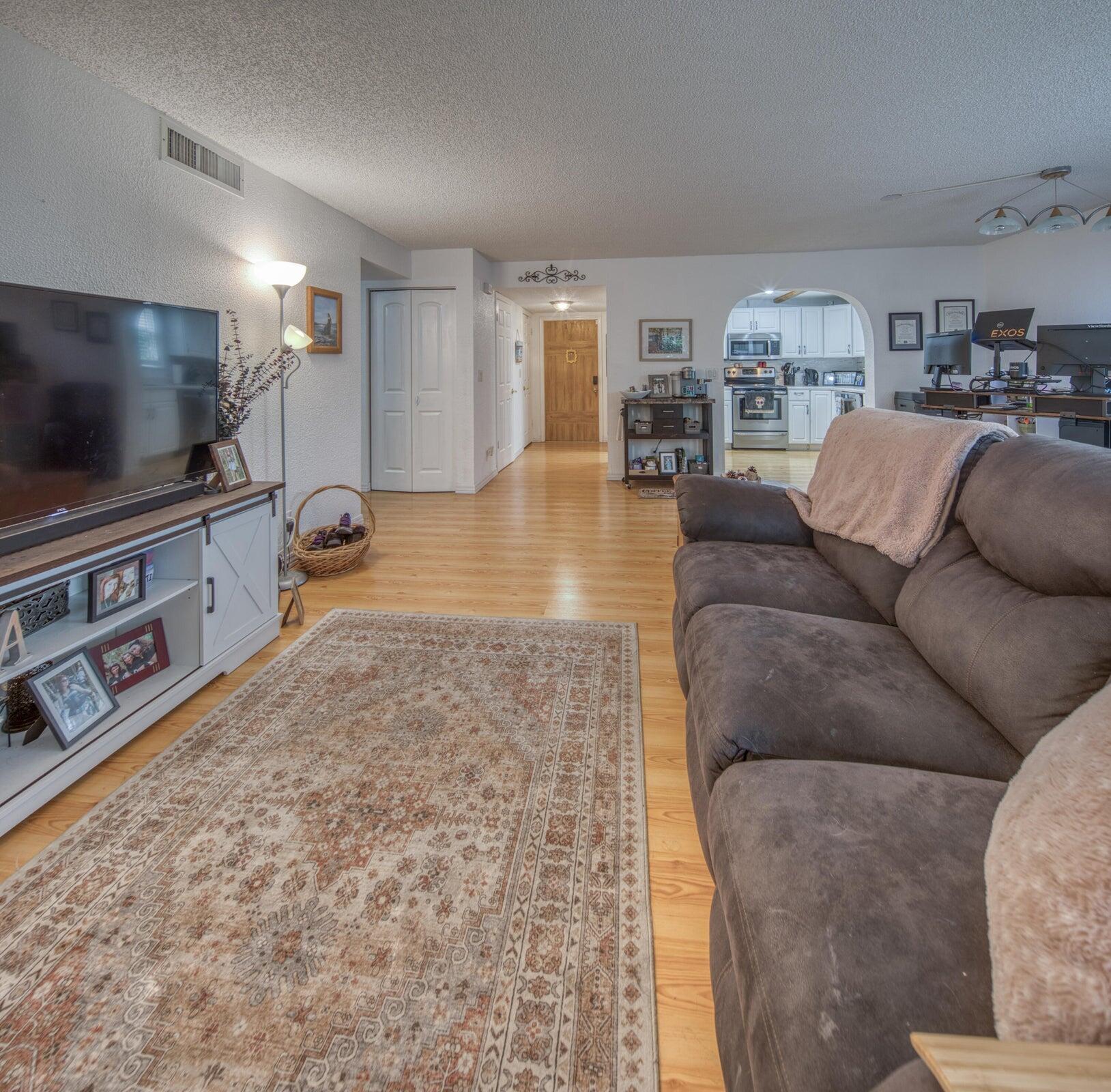 SHORE SIDE CONDO - Residential Lease