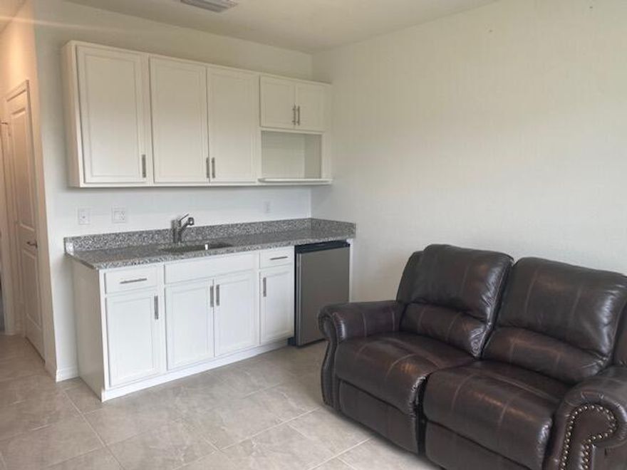 Turnkey Efficiency!! In Waterstone community. 1 bedroom 1 bath for rent. Private entrance, kitchenette , 1 parking spot in driveway. Full use of community amenities. Includes high speed internet, washer, dryer and utilities. No pets & No garage use. First, last and security deposit to move in. $100 application fee Credit and background check. Additional monthly utilities $60
