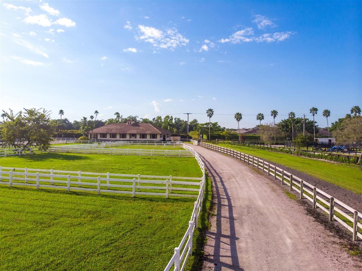 Properties 14168 Belmont Trace
