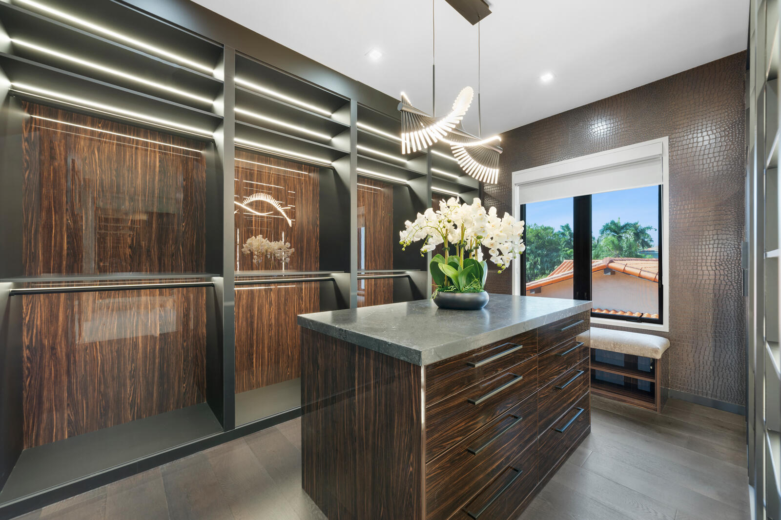 SANCTUARY - Residential