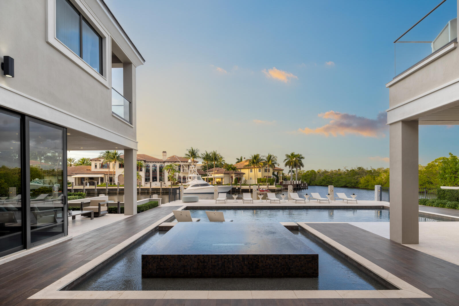 SANCTUARY - Residential