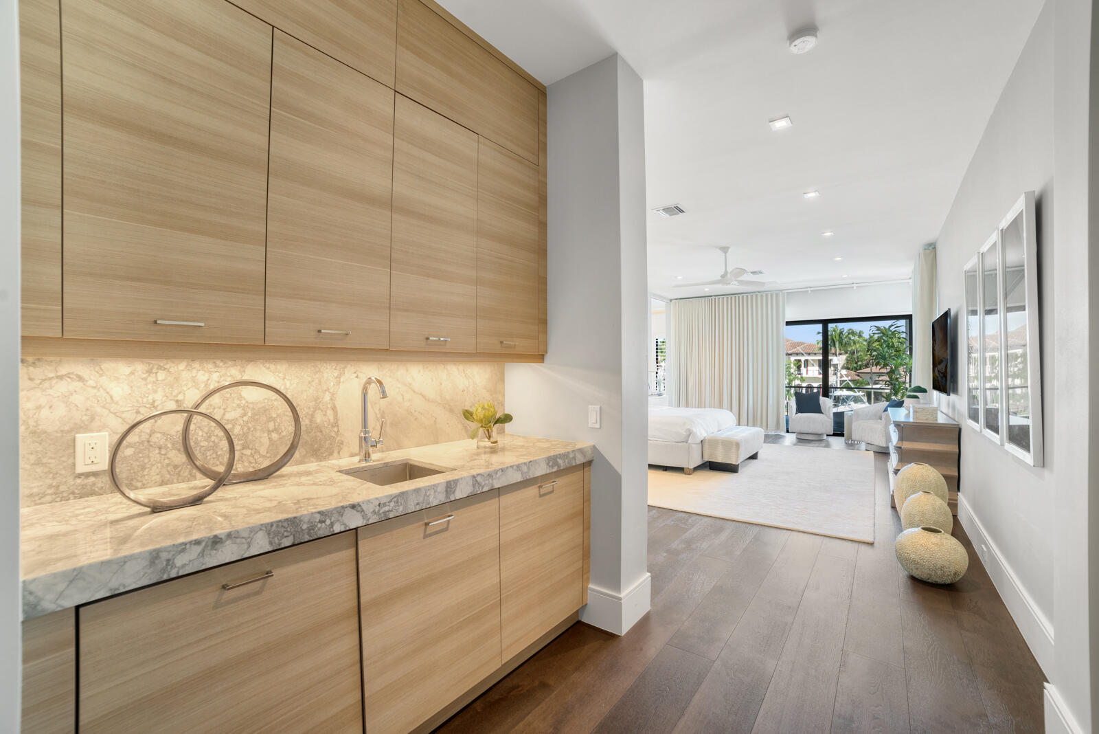 SANCTUARY - Residential