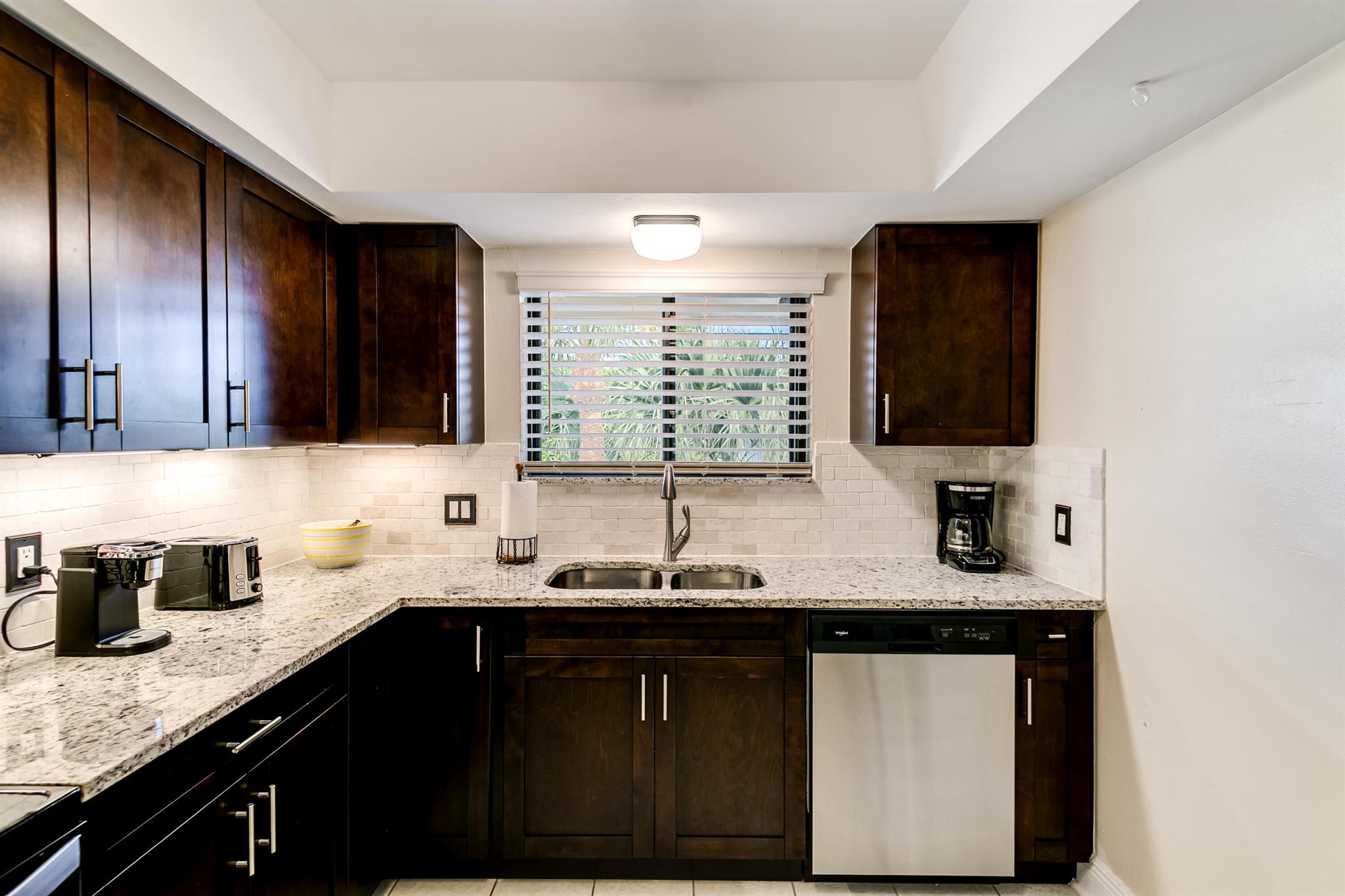 PALMWAY APTS CONDO - Residential