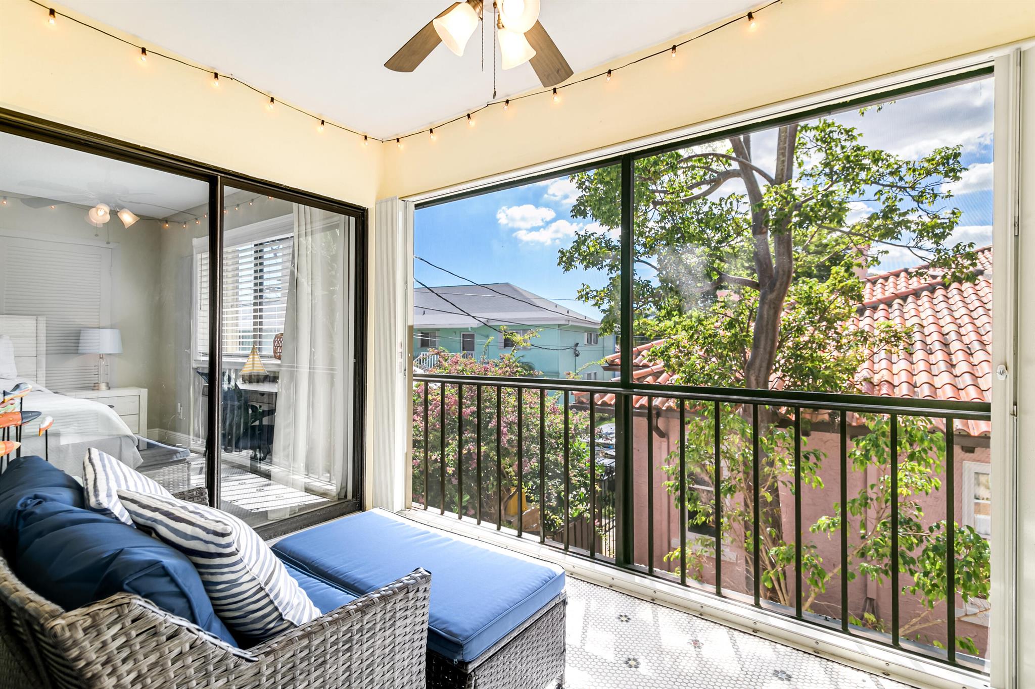 PALMWAY APTS CONDO - Residential