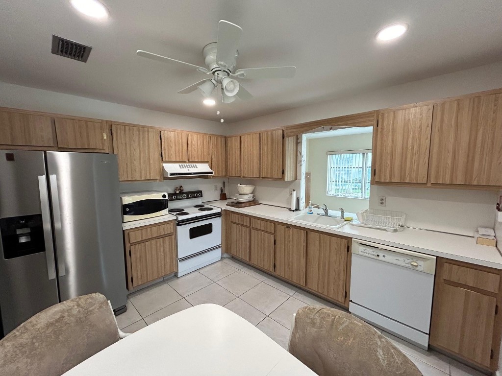 Delray Villas 05 - Residential Lease