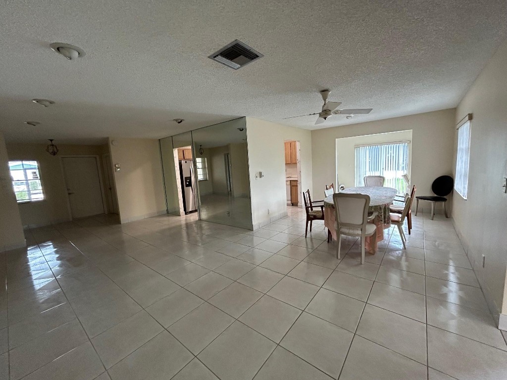 Delray Villas 05 - Residential Lease