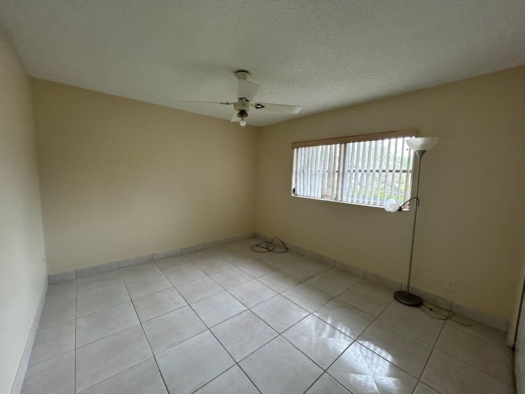 Delray Villas 05 - Residential Lease