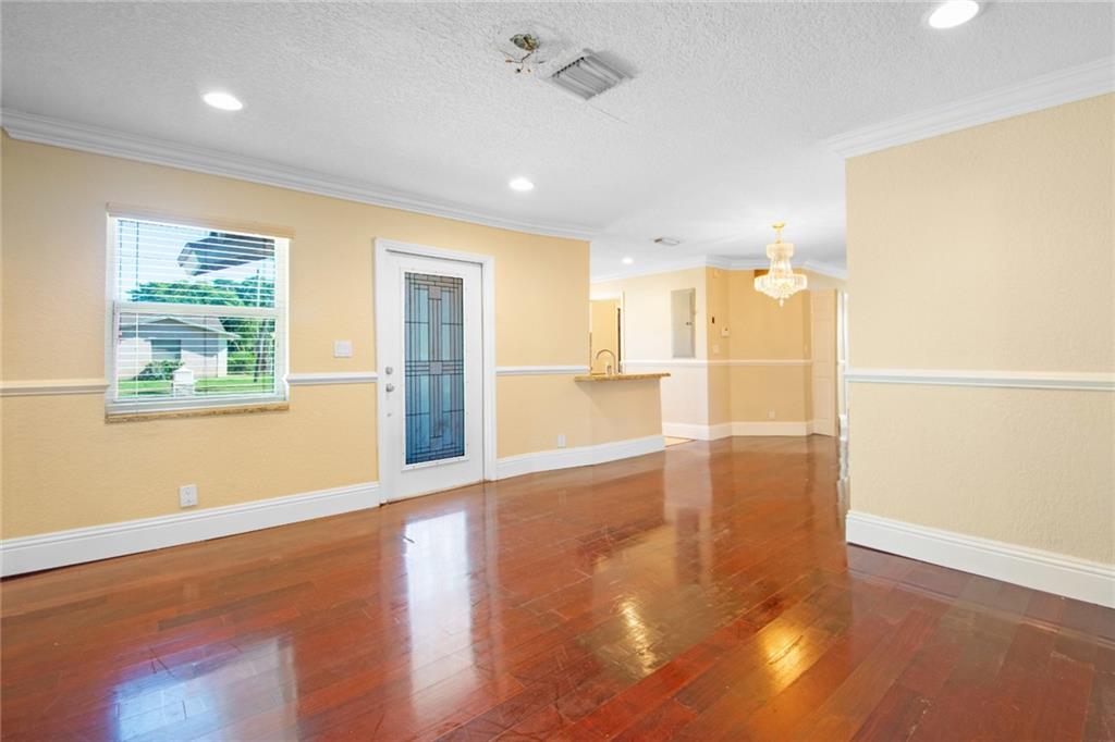 GIBSON ESTATES - Residential