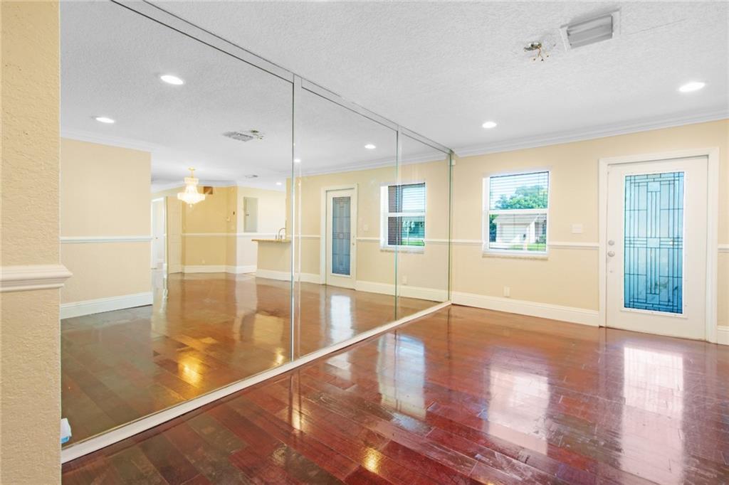 GIBSON ESTATES - Residential
