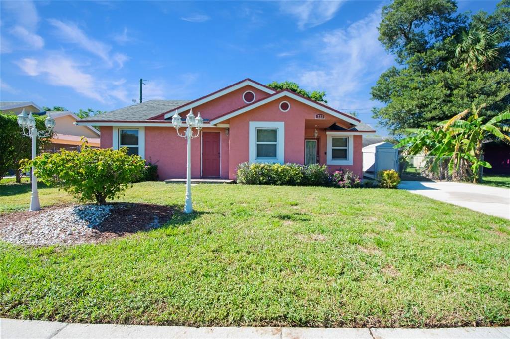 Photo of 233 NW 2nd Way, Deerfield Beach, FL 33441 (MLS # F10310756)