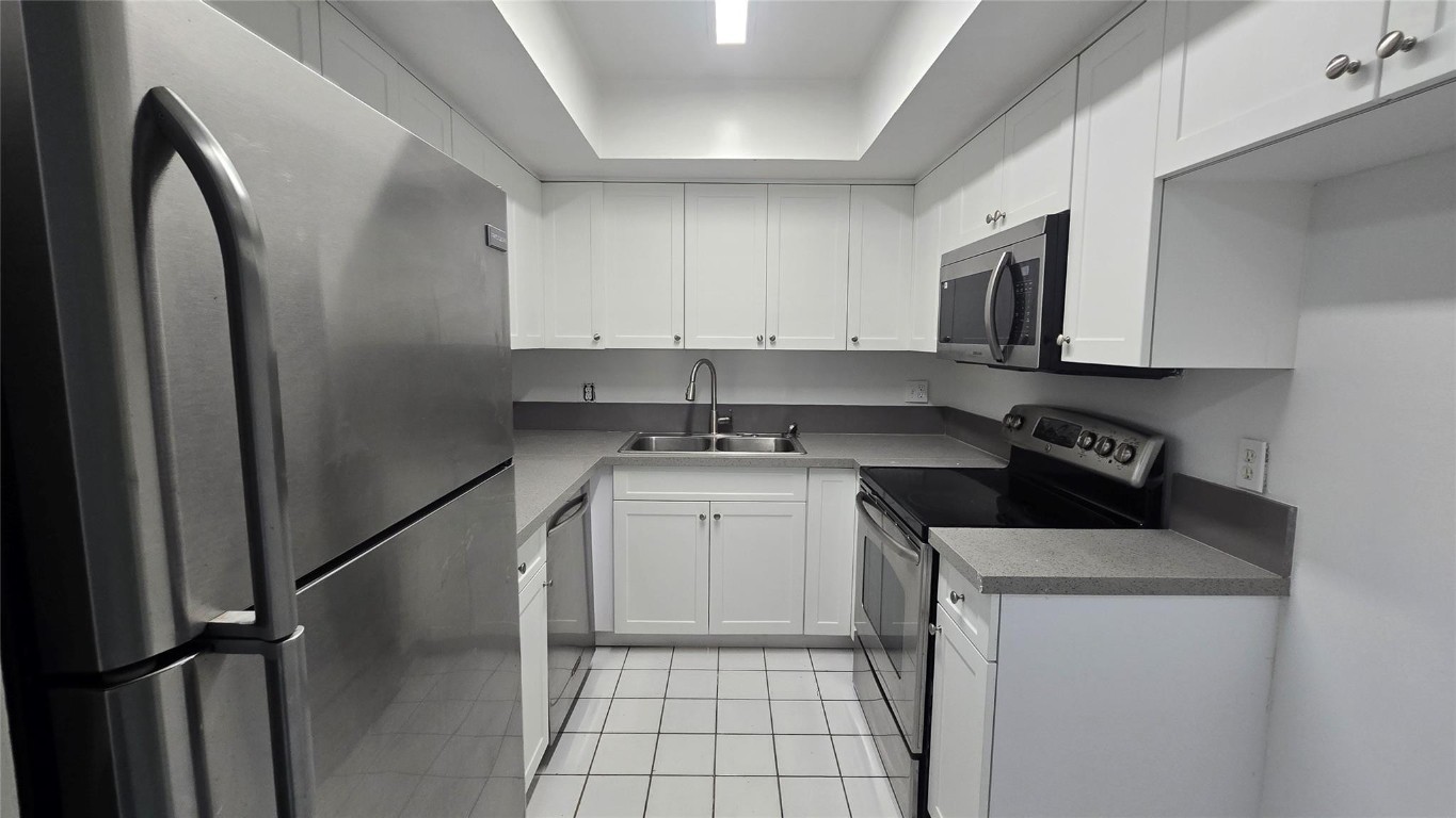 6200 S Falls Circle Drive 105