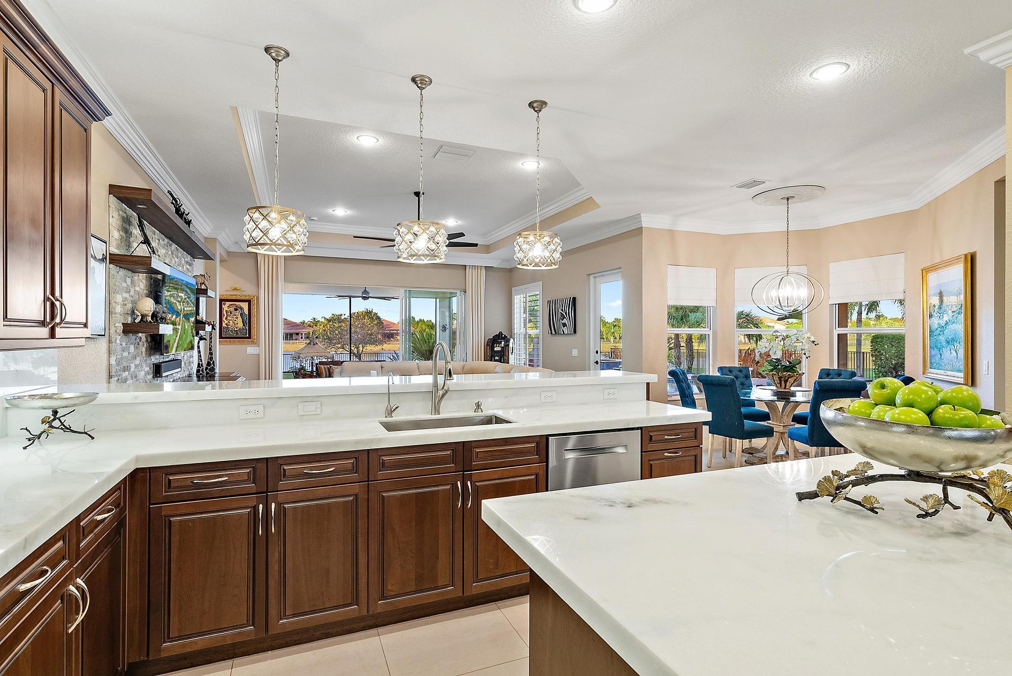 BAYHILL ESTATES - Residential