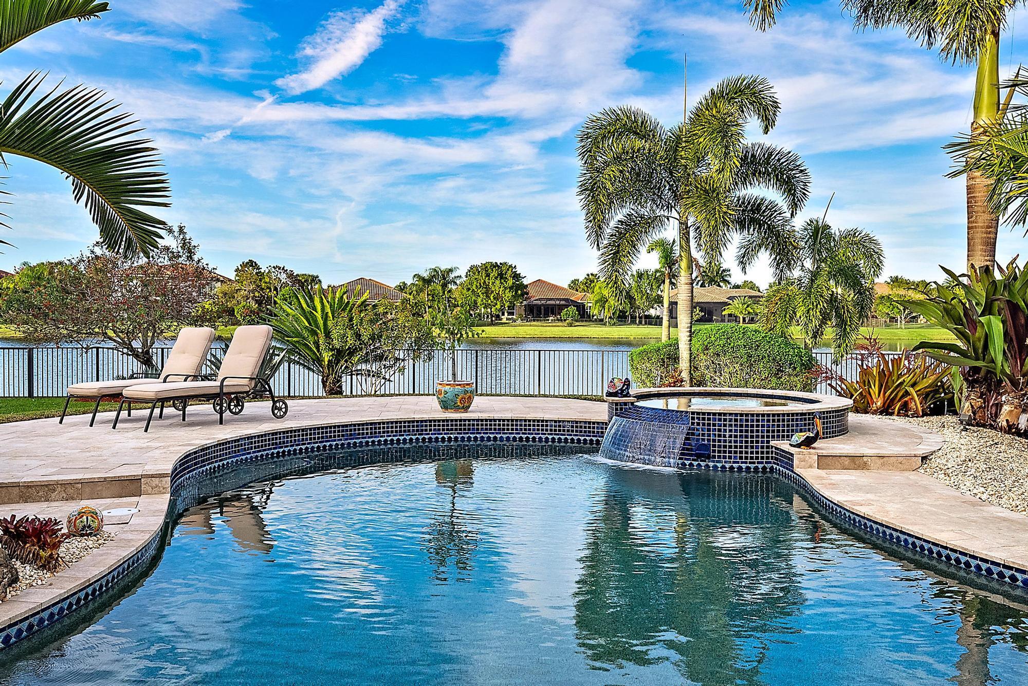 BAYHILL ESTATES - Residential