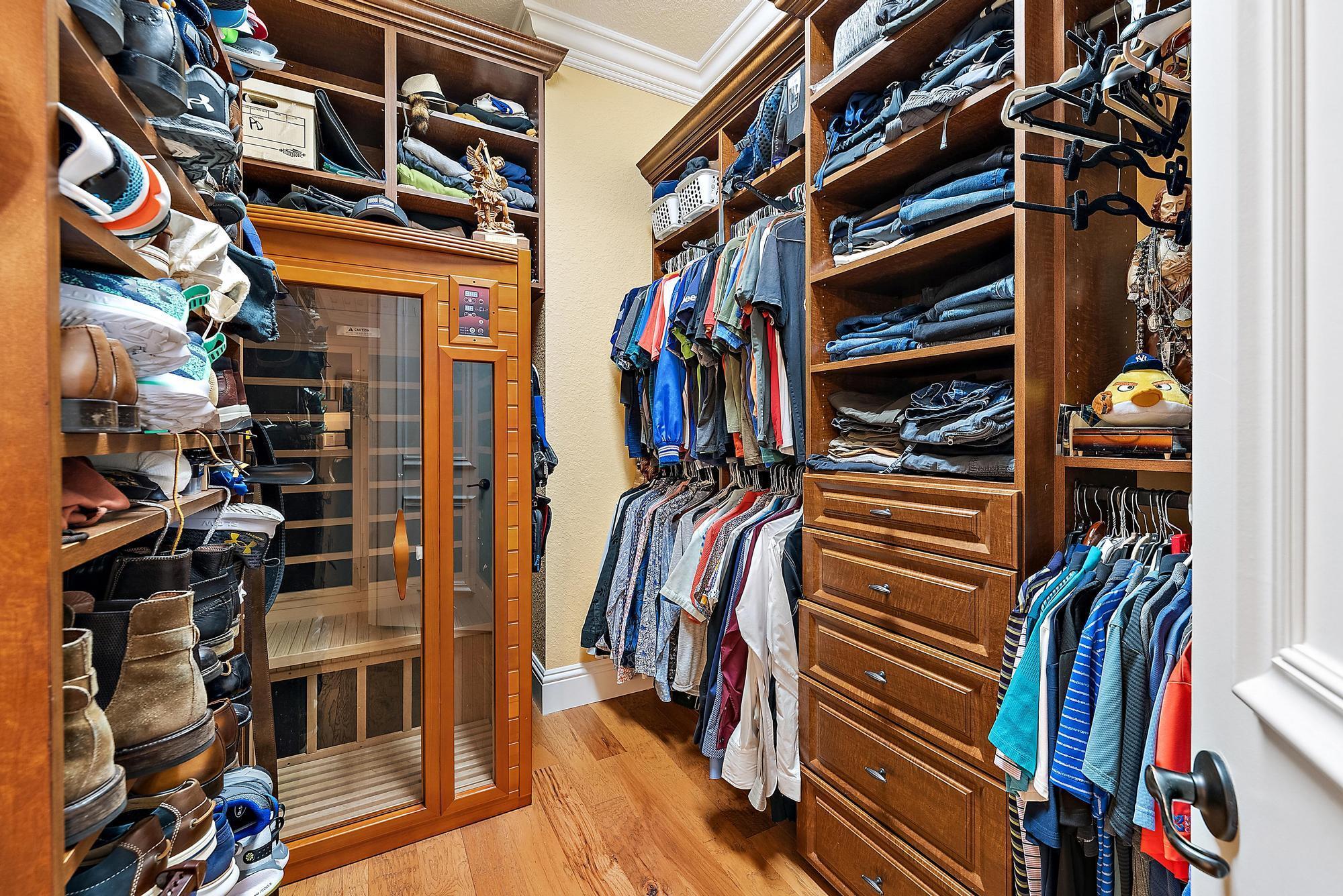 BAYHILL ESTATES - Residential