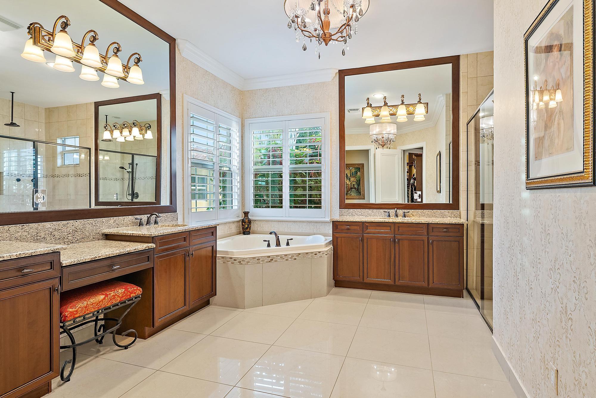 BAYHILL ESTATES - Residential