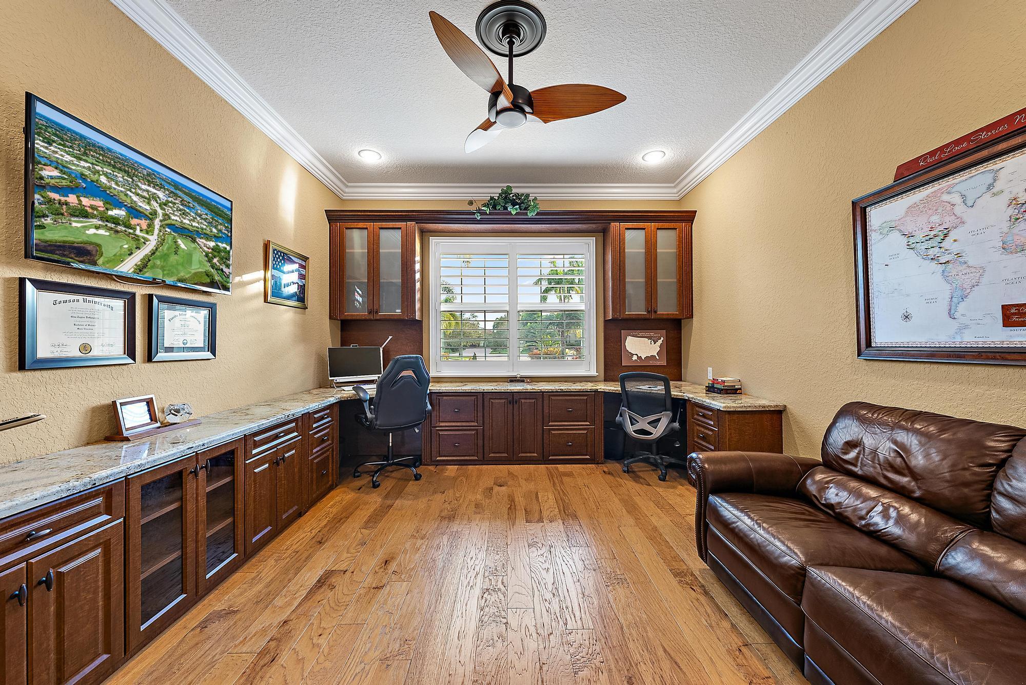 BAYHILL ESTATES - Residential